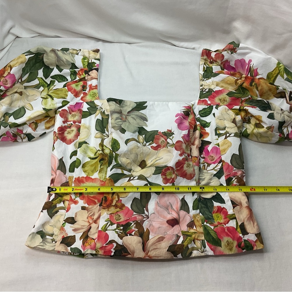 Antonio Melani Women's White/Green Floral Square Neck Pufffy Sleeves Top, Size 8 - Picture 3 of 7